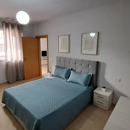 Apartment Leka House In *