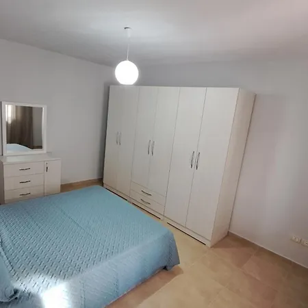 Leka House In Apartment