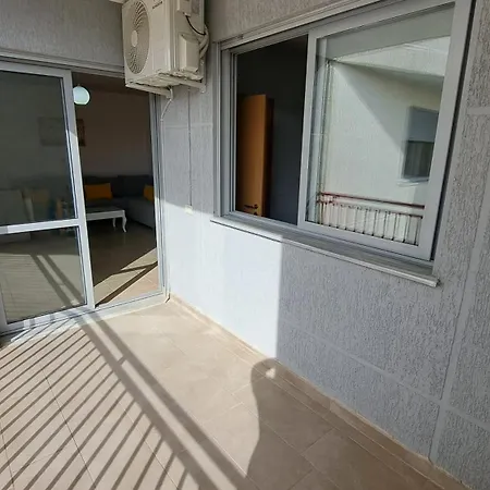 Apartamento Leka House In Durrës